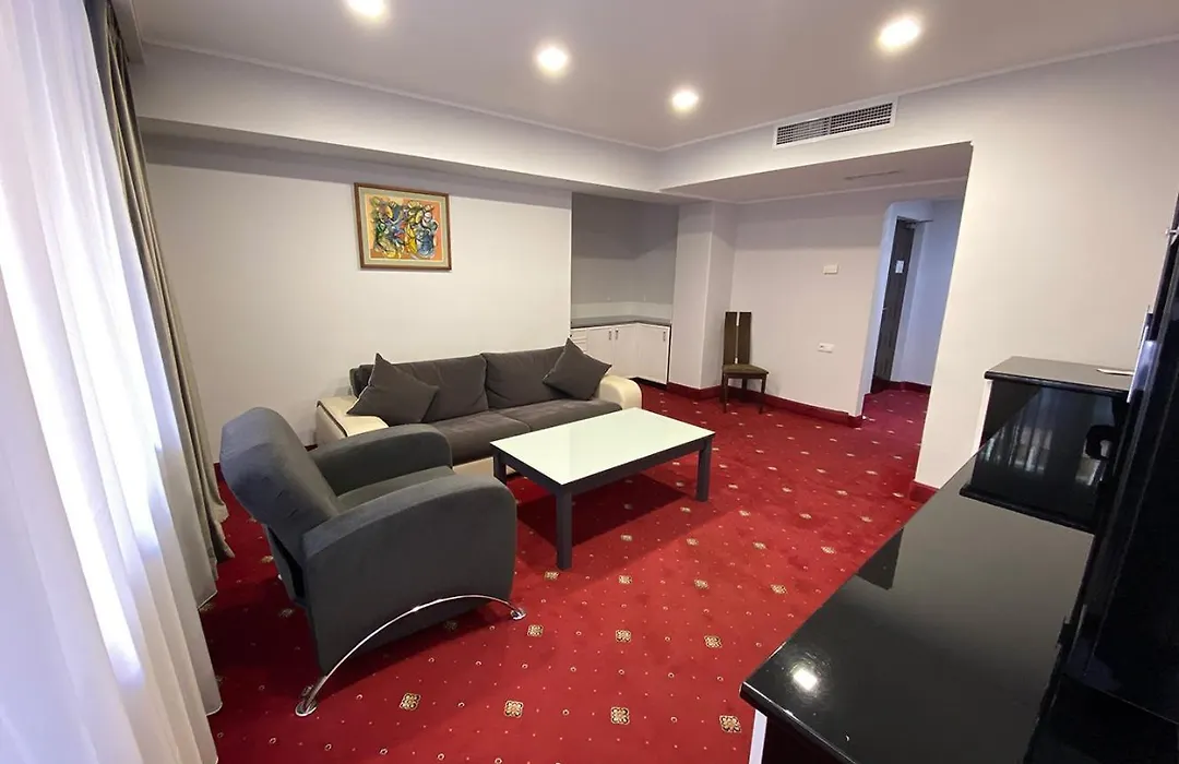 Erebuni Hotel Yerevan-1