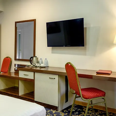 Royal Plaza By Stellar Hotels, Yerevan-3