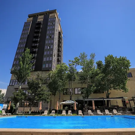 President Hotel By Hrazdan Hotel Cjsc-2