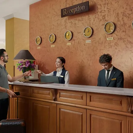 Ani Plaza Hotel-2