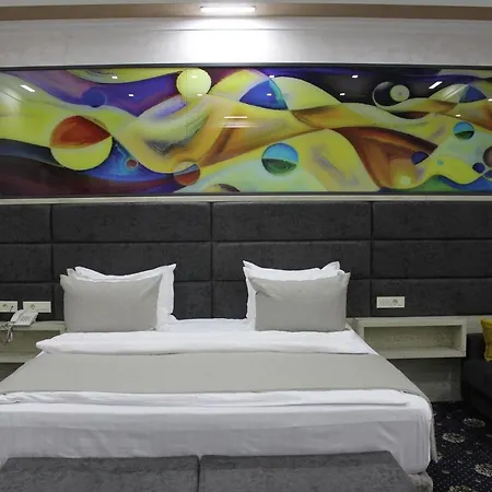 Erebuni Hotel Yerevan-2